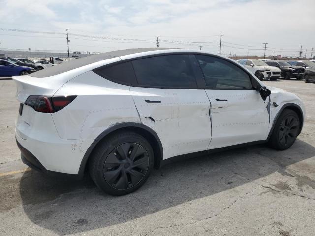 7SAYGDEE6RF113656 - 2024 TESLA MODEL Y WHITE photo 3