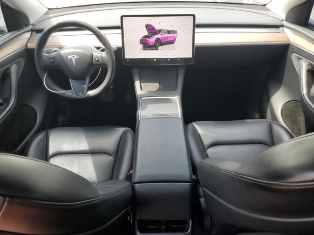 7SAYGDEE6RF113656 - 2024 TESLA MODEL Y WHITE photo 8