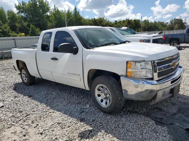 1GCRCREA2DZ322399 - 2013 CHEVROLET SILVERADO C1500  LS WHITE photo 4