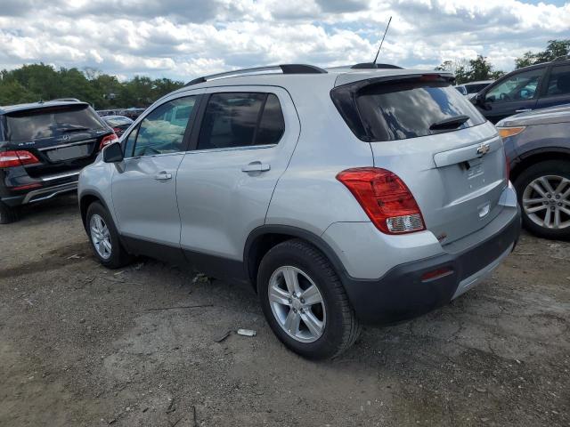 KL7CJLSB0FB206763 - 2015 CHEVROLET TRAX 1LT SILVER photo 2