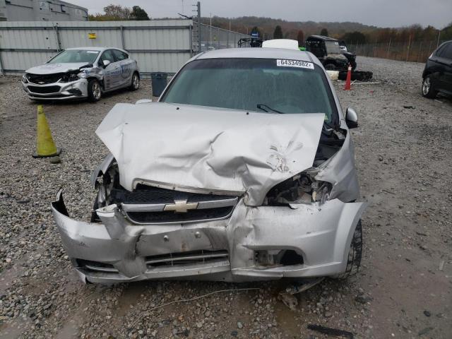 KL1TD56697B132836 - 2007 CHEVROLET AVEO BASE SILVER photo 9