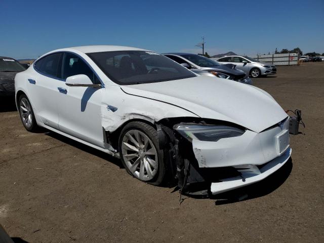 5YJSA1E13GF160530 - 2016 TESLA MODEL S Білий фото 4