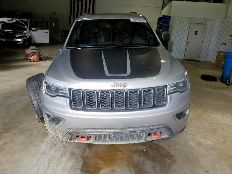 1C4RJFLG2HC938852 - 2017 JEEP GRAND CHER TRAILHAWK SILVER photo 5