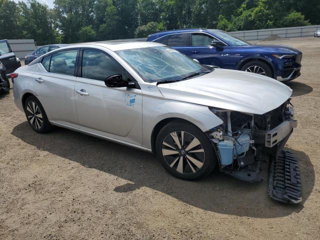 1N4BL4EV7KC235577 - 2019 NISSAN ALTIMA SL SILVER photo 4