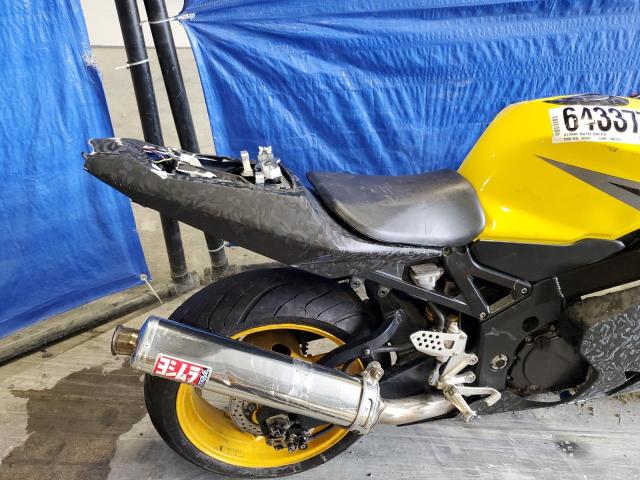 JS1GR7JA342102613 - 2004 SUZUKI GSX-R750 K YELLOW photo 6