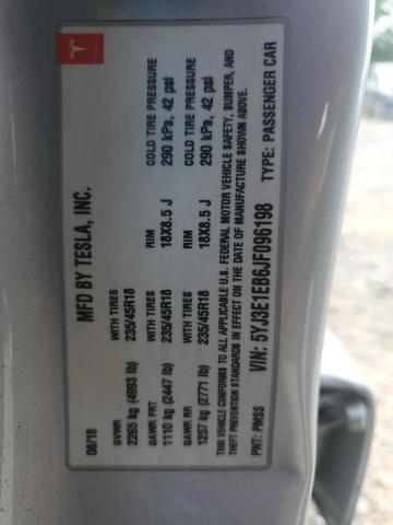 5YJ3E1EB6JF096198 - 2018 TESLA MODEL 3 Argent photo 12
