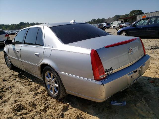 1G6KD5E65BU127767 - 2011 CADILLAC DTS LUXURY COLLECTION SILVER photo 2