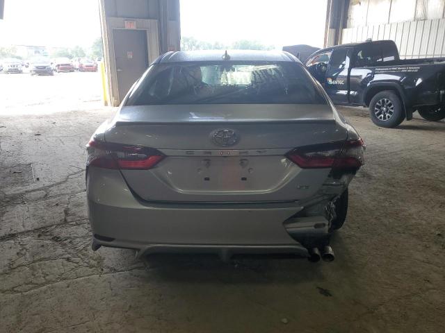 4T1G11AK3PU727150 - 2023 TOYOTA CAMRY SE NIGHT SHADE SILVER photo 6