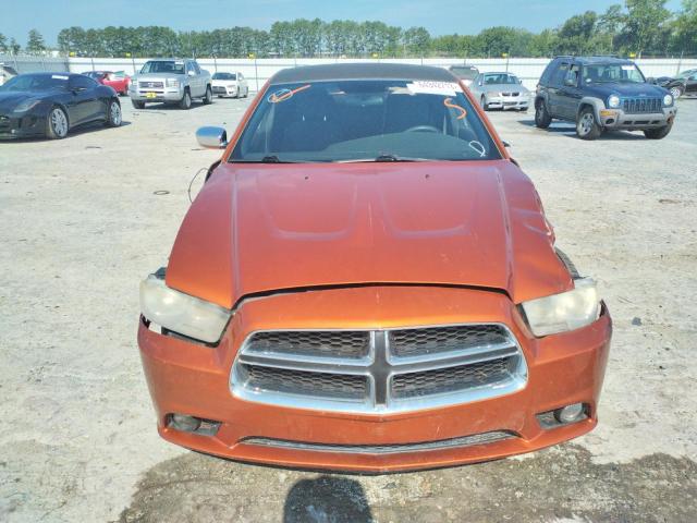 2B3CL3CG6BH578098 - 2011 DODGE CHARGER ORANGE photo 5