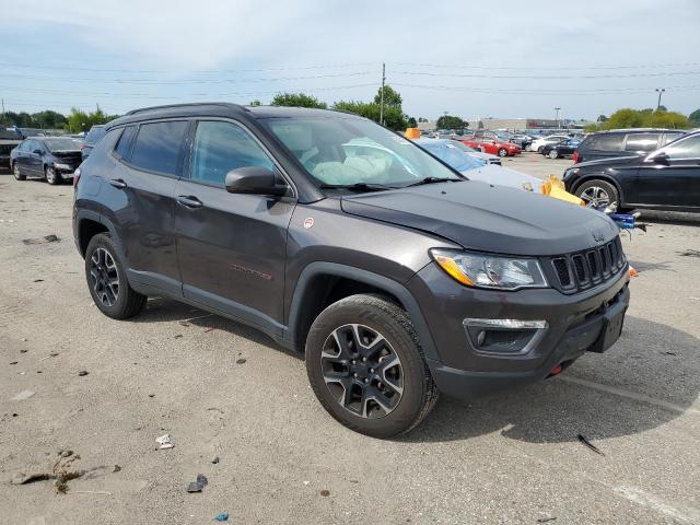 3C4NJDDB1KT627785 - 2019 JEEP COMPASS TRAILHAWK GRAY photo 4