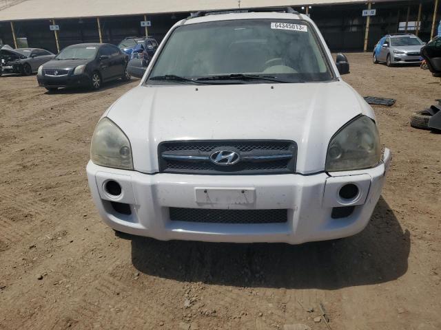 KM8JM12B45U234344 - 2005 HYUNDAI TUCSON GL WHITE photo 5