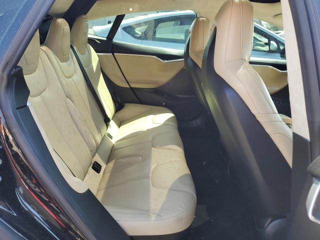 5YJSA1E23GF168832 - 2016 TESLA MODEL S Սև լուսանկար 10