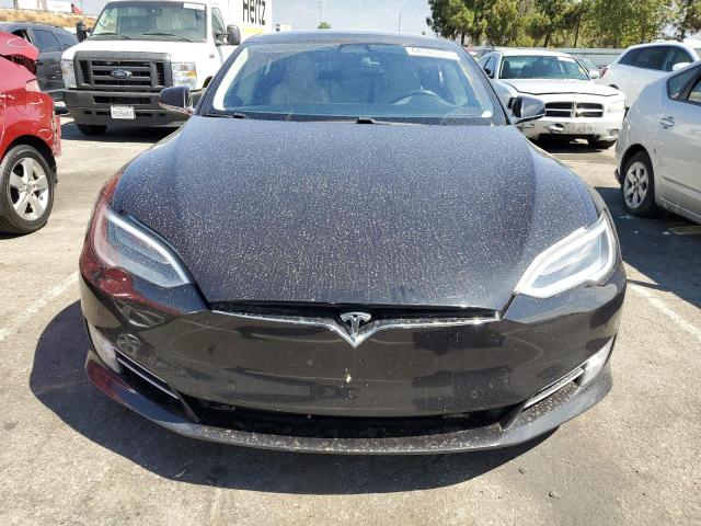 5YJSA1E23GF168832 - 2016 TESLA MODEL S Սև լուսանկար 5