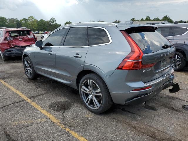 YV4102DK7M1841791 - 2021 VOLVO XC60 T5 MOMENTUM GRAY photo 2