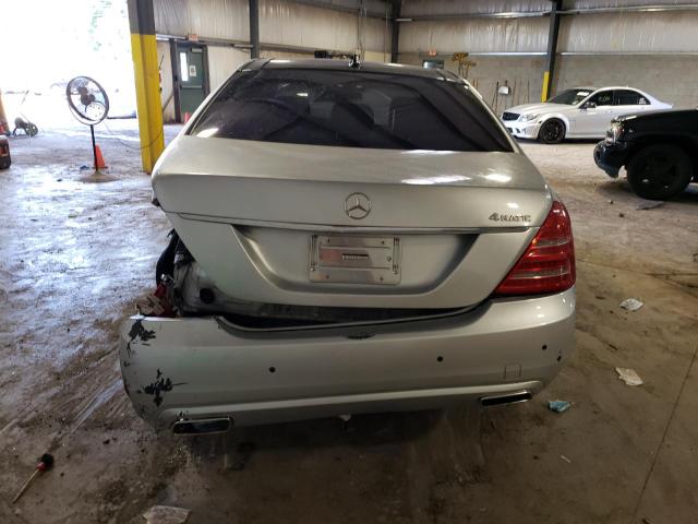 WDDNG8GB4BA368658 - 2011 MERCEDES-BENZ S 550 4MATIC SILVER photo 6