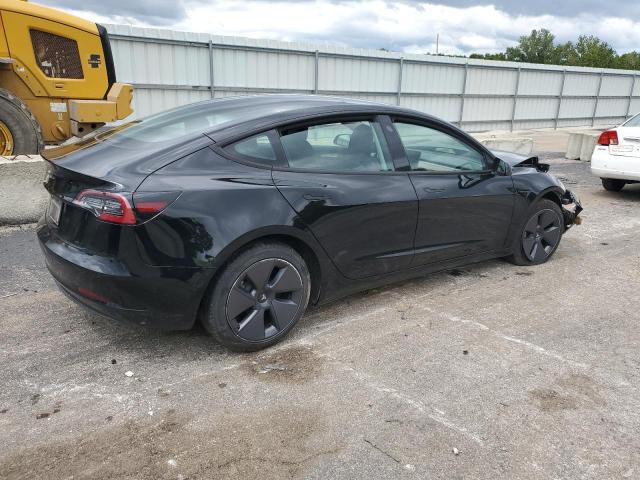 5YJ3E1EA3NF368476 - 2022 TESLA MODEL 3 BLACK photo 3