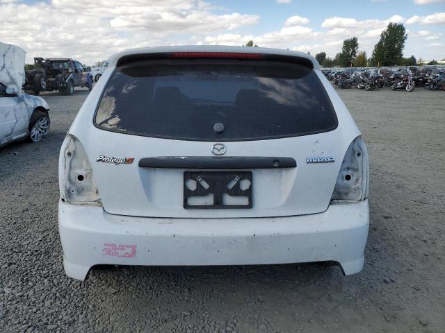 JM1BJ245821524274 - 2002 MAZDA PROTEGE PR5 WHITE photo 6