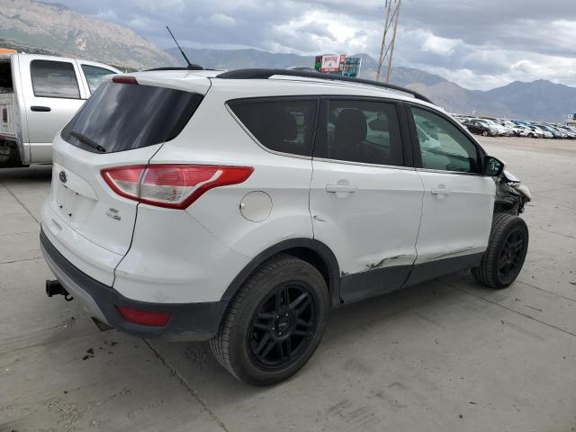 1FMCU9G93FUC08400 - 2015 FORD ESCAPE SE WHITE photo 3