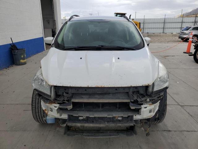 1FMCU9G93FUC08400 - 2015 FORD ESCAPE SE WHITE photo 5