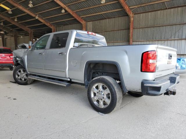 1GT12TEY9JF274648 - 2018 GMC SIERRA K2500 SLT SILVER photo 2