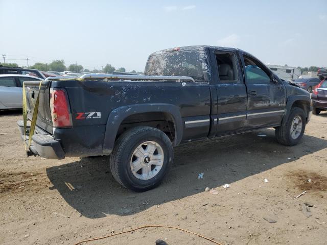 2GCEK19T321293578 - 2002 CHEVROLET SILVERADO K1500 BLACK photo 3