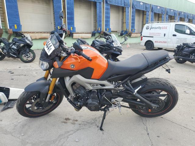 JYARN33E6EA003032 - 2014 YAMAHA FZ09 ORANGE photo 3