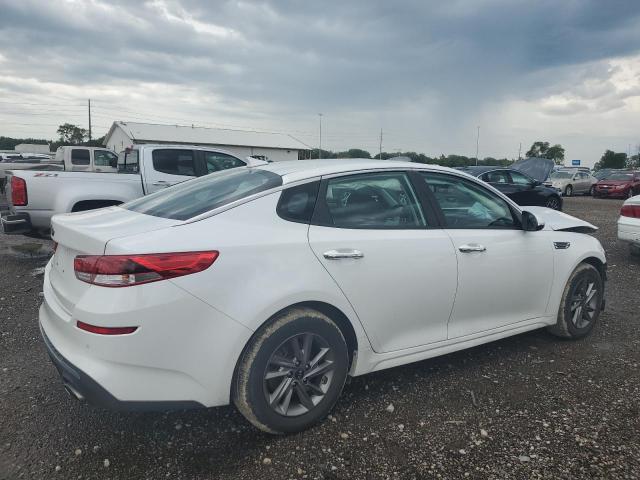 5XXGT4L3XLG383905 - 2020 KIA OPTIMA LX WHITE photo 3