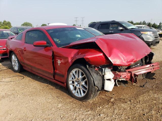 1ZVBP8AM2D5215616 - 2013 FORD MUSTANG RED photo 4