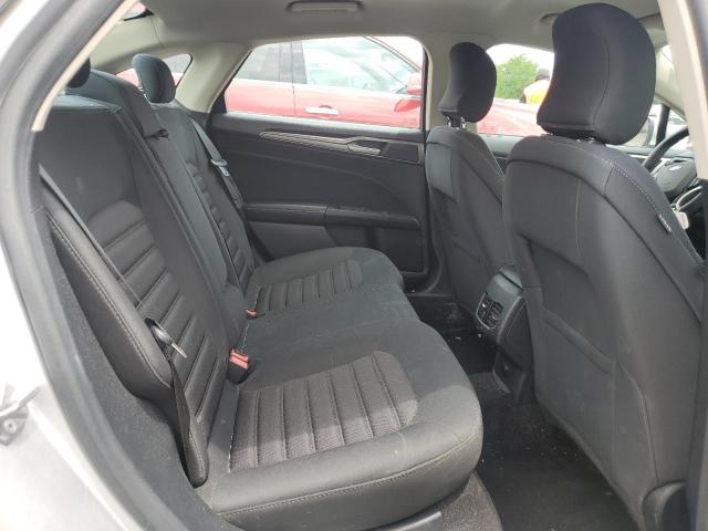 3FA6P0HDXJR108341 - 2018 FORD FUSION SE Gümüş fotoğraf 10