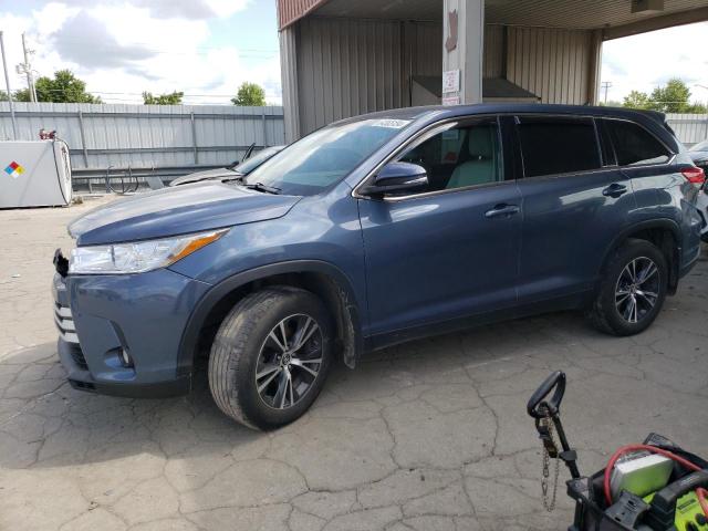 5TDBZRFH9KS937414 - 2019 TOYOTA HIGHLANDER LE BLUE photo 1