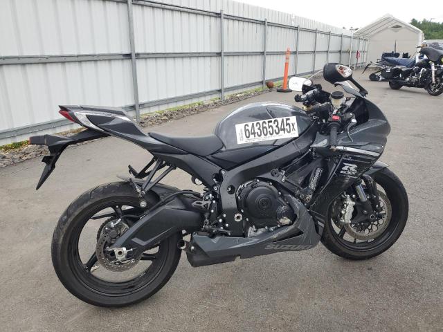 2025 SUZUKI GSX-R600, 