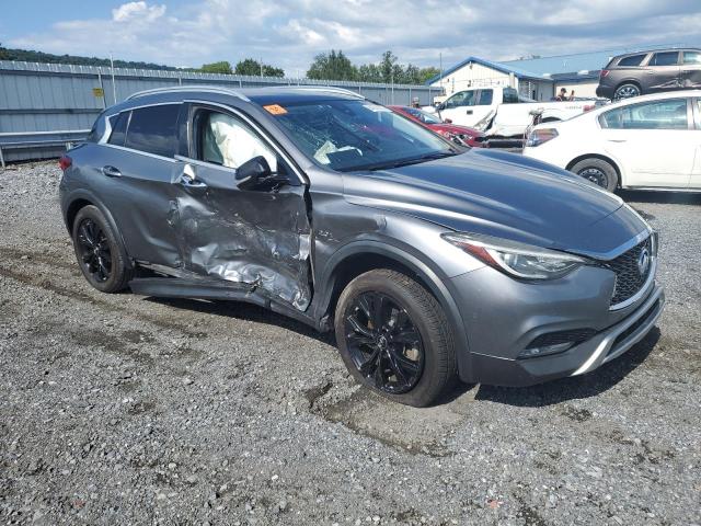 SJKCH5CR4HA024866 - 2017 INFINITI QX30 BASE Gümüş foto 4