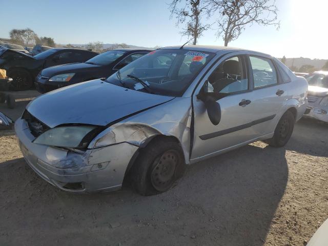 1FAFP34N45W271411 - 2005 FORD FOCUS ZX4 SILVER photo 1