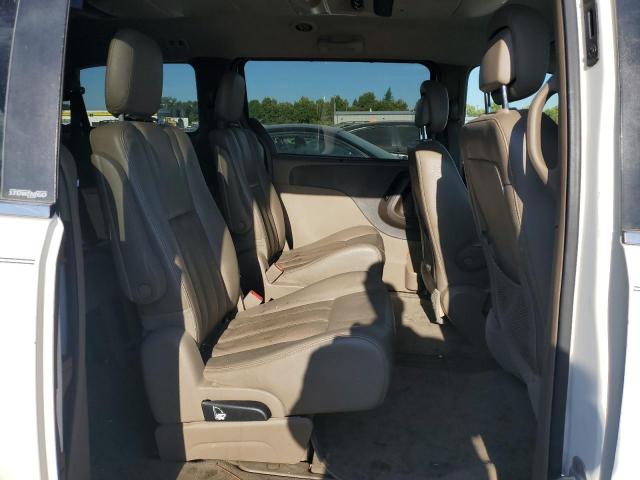 2C4RC1CG5CR416858 - 2012 CHRYSLER TOWN & COU TOURING L WHITE photo 11