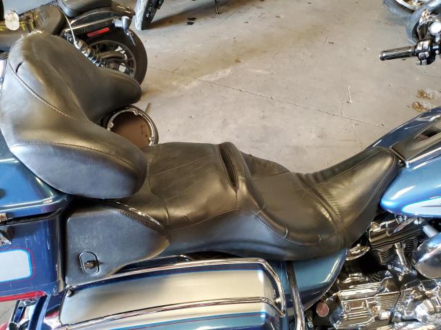 1HD1FCW196Y702377 - 2006 HARLEY-DAVIDSON FLHTCUI 蓝色 照片 6