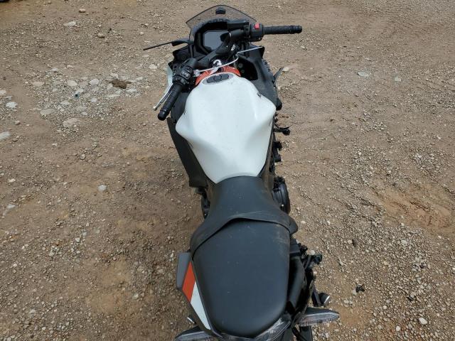 ML5EXER10PDA85285 - 2023 KAWASAKI EX650 R WHITE photo 6