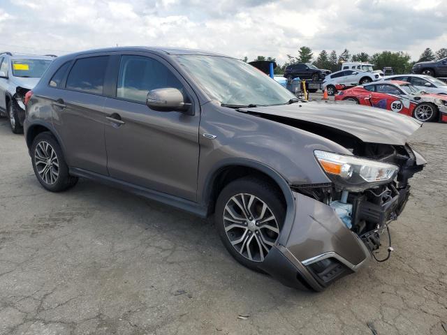 JA4AP3AU1KU033906 - 2019 MITSUBISHI OUTLANDER ES Світло-коричневий фото 4