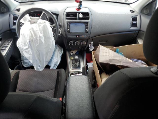 JA4AP3AU1KU033906 - 2019 MITSUBISHI OUTLANDER ES Світло-коричневий фото 8