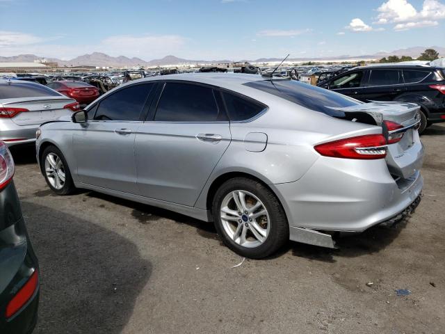 3FA6P0H72JR118372 - 2018 FORD FUSION SE SILVER photo 2