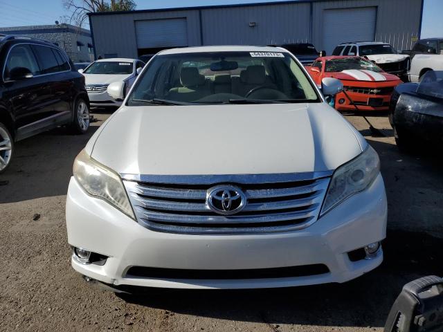 4T1BK3DB6BU380212 - 2011 TOYOTA AVALON BASE 白色 照片 5