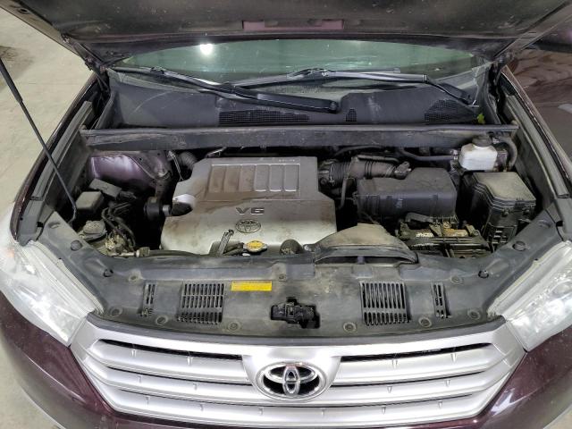 5TDBK3EH0DS198245 - 2013 TOYOTA HIGHLANDER BASE MAROON photo 12