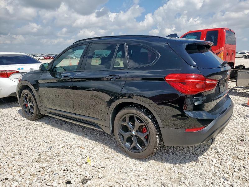 WBXHT3C3XJ5K22005 - 2018 BMW X1 XDRIVE28I BLACK photo 2
