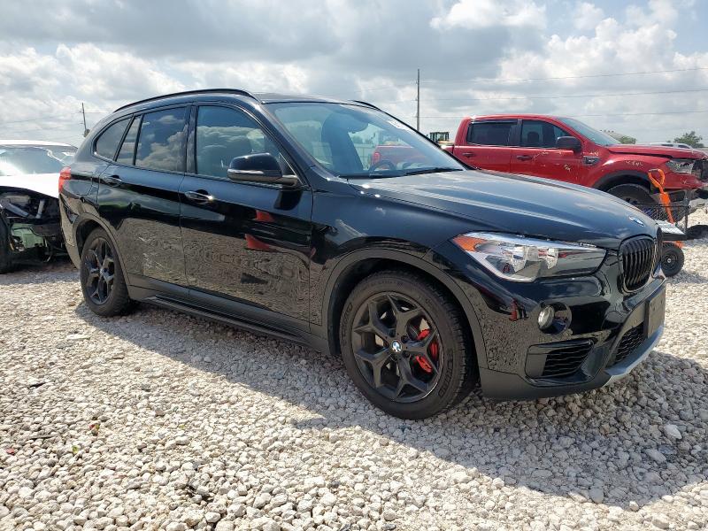 WBXHT3C3XJ5K22005 - 2018 BMW X1 XDRIVE28I BLACK photo 4