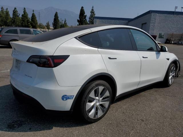 5YJYGDEE6LF006854 - 2020 TESLA MODEL Y WHITE photo 3