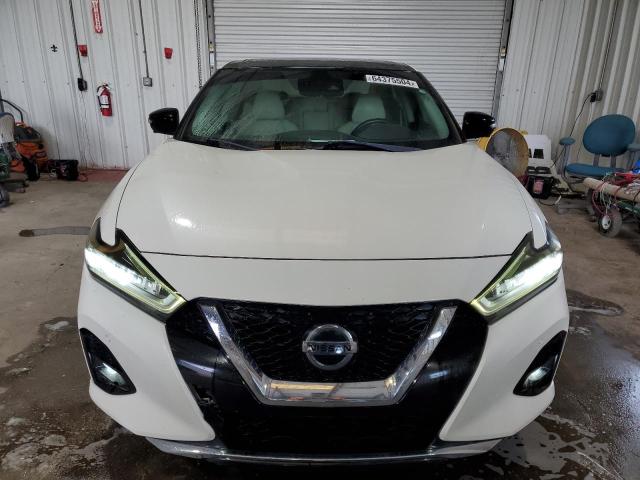 1N4AA6AV0KC370144 - 2019 NISSAN MAXIMA S WHITE photo 5