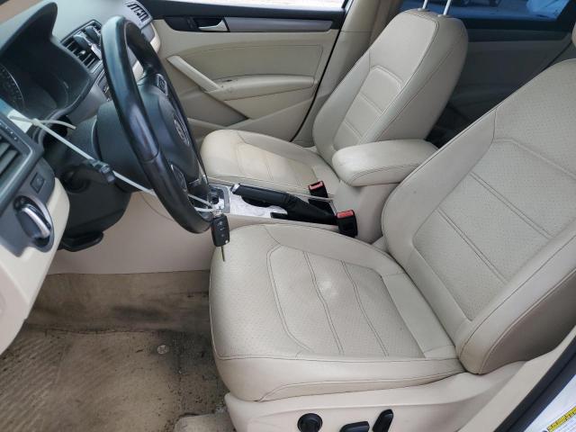 1VWBT7A32EC055893 - 2014 VOLKSWAGEN PASSAT SE WHITE photo 7