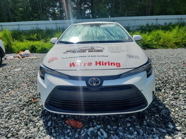 JTDB4MEE5P3008628 - 2023 TOYOTA COROLLA LE Ақ фото 5