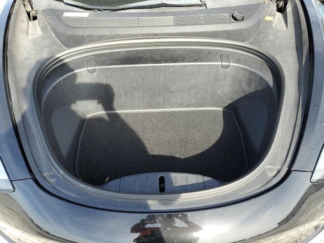5YJ3E1EA6JF036994 - 2018 TESLA MODEL 3 შავი ფოტო 11