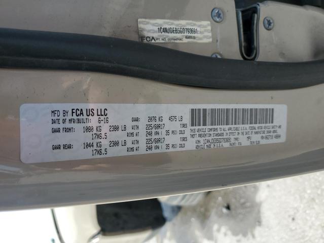 1C4NJDEB5GD793691 - 2016 JEEP COMPASS LATITUDE BEIGE photo 13