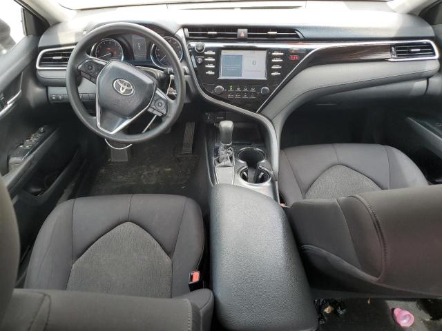 4T1B11HK3JU583218 - 2018 TOYOTA CAMRY L 银色 照片 8